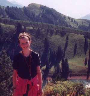 Sarah at Lake Desolation (20 kb)